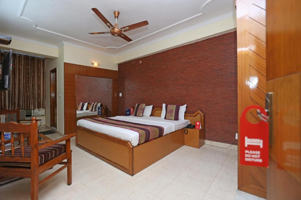 Oyo Flagship 9554 Hotel Grand Plaza Faridabad Exterior photo