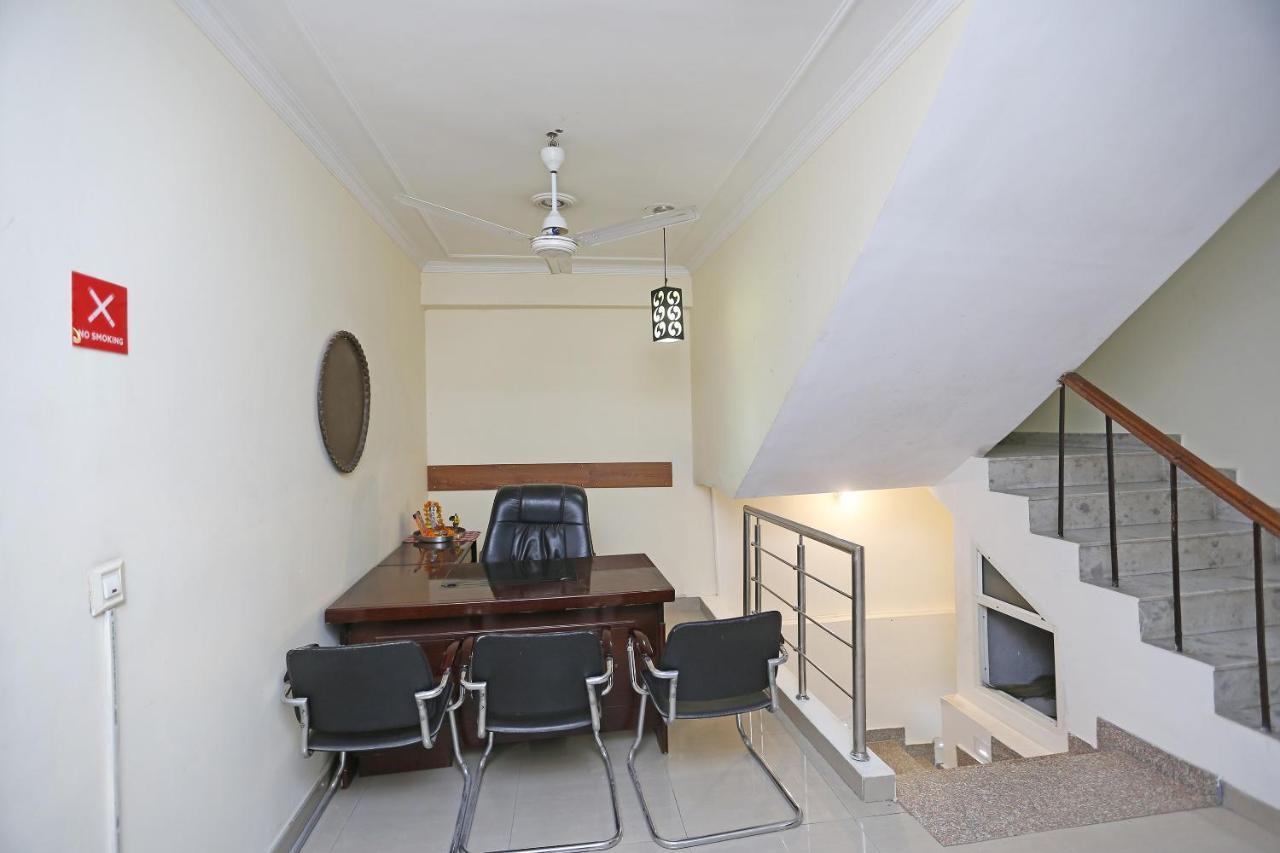 Oyo Flagship 9554 Hotel Grand Plaza Faridabad Exterior photo