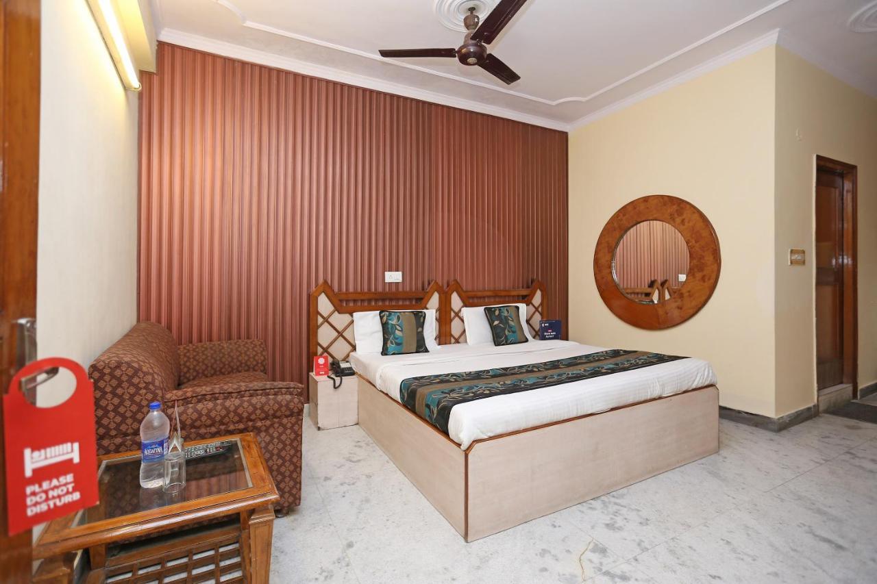 Oyo Flagship 9554 Hotel Grand Plaza Faridabad Exterior photo